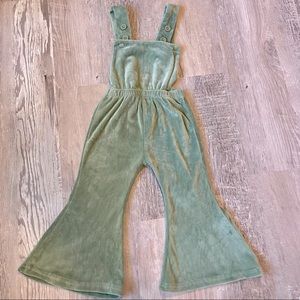 Toddler velour jumpsuit size 2t